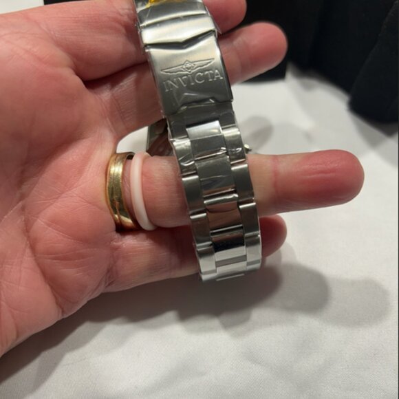 Beautiful New INVICTA Men's Watch #49338 - Picture 6 of 12